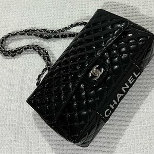 2008 Chanel Medium Secret Label Flap Bag. Pristine condition! 💯 Authentic